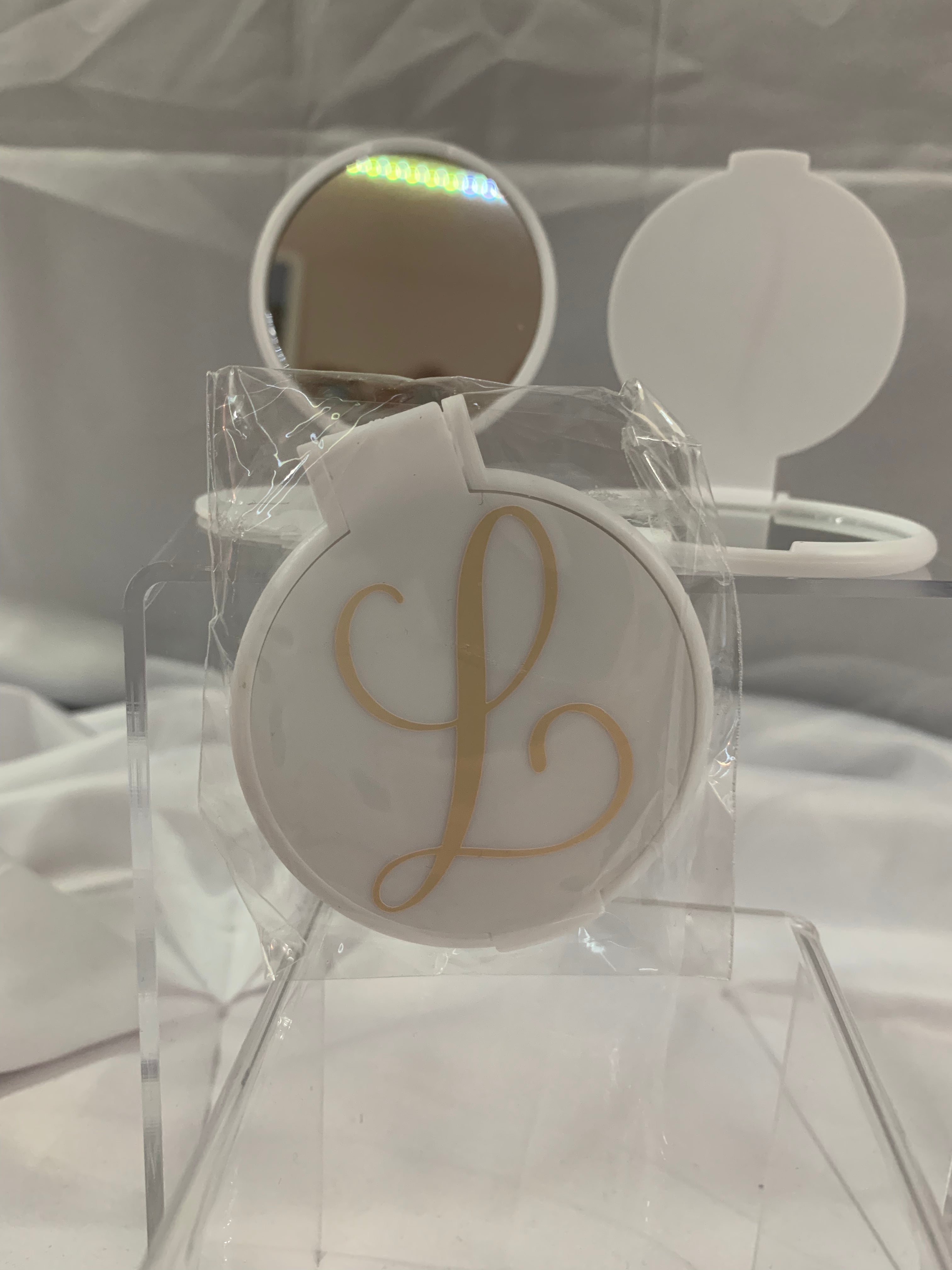 Monogramed Compact Mirror - Letter L Gold