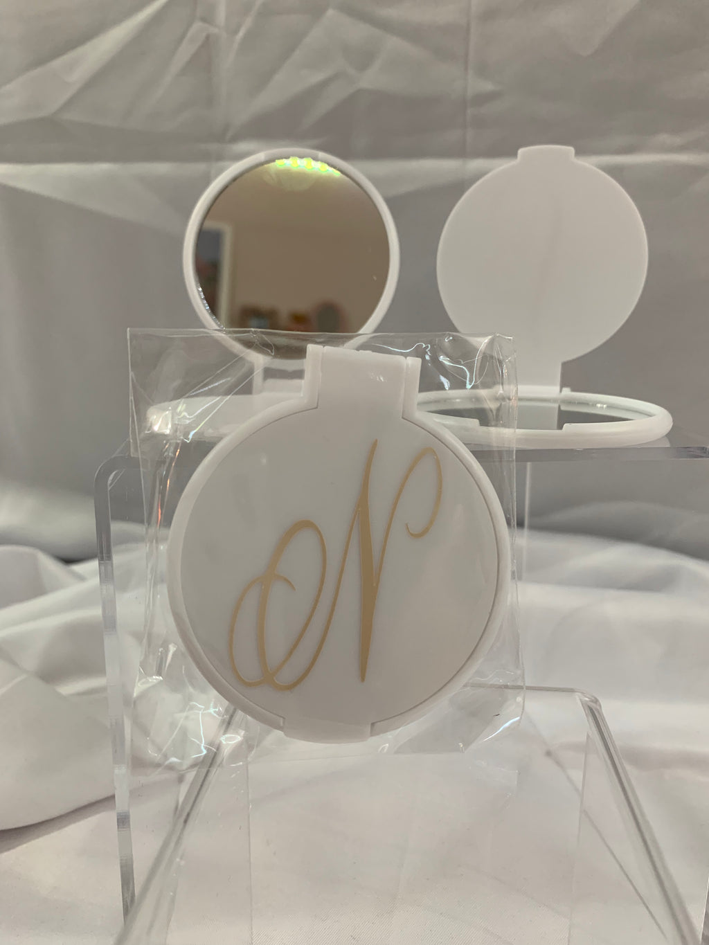 Monogramed Compact Mirror - Letter N Gold