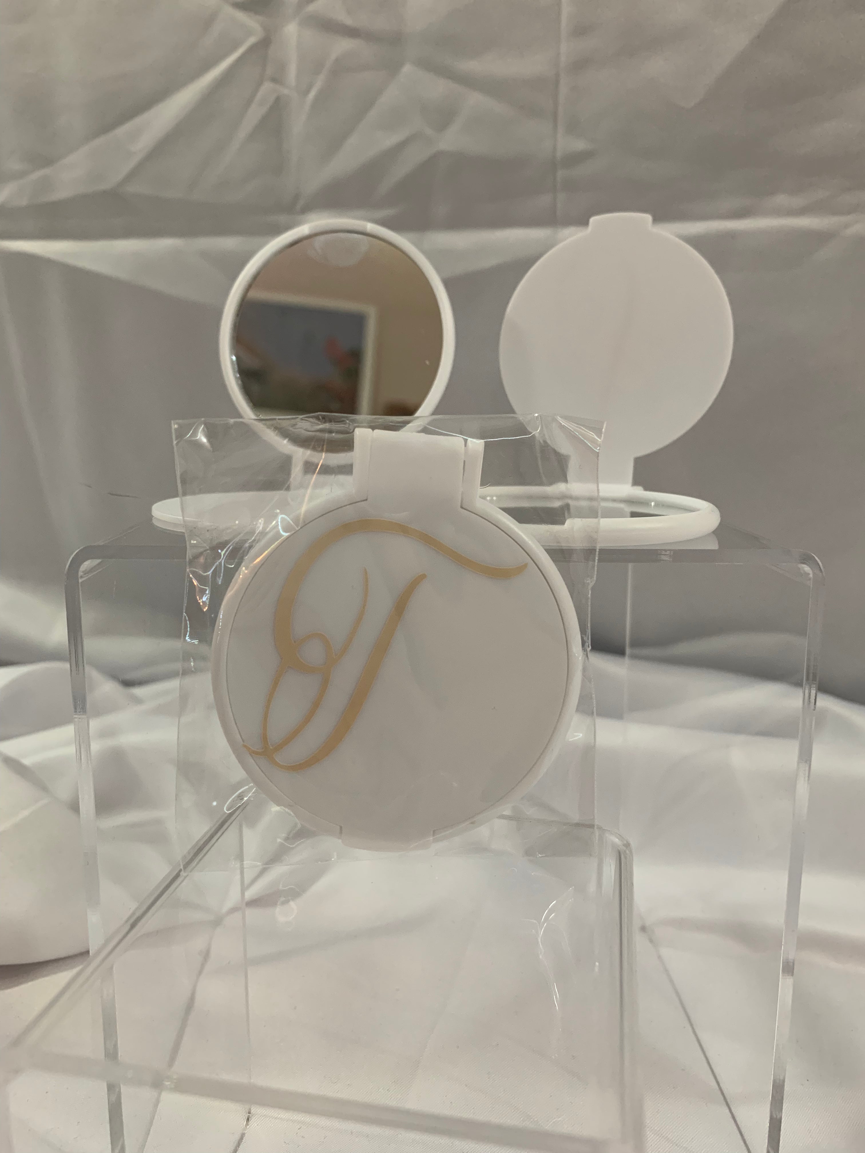 Monogramed Compact Mirror - Letter T Gold