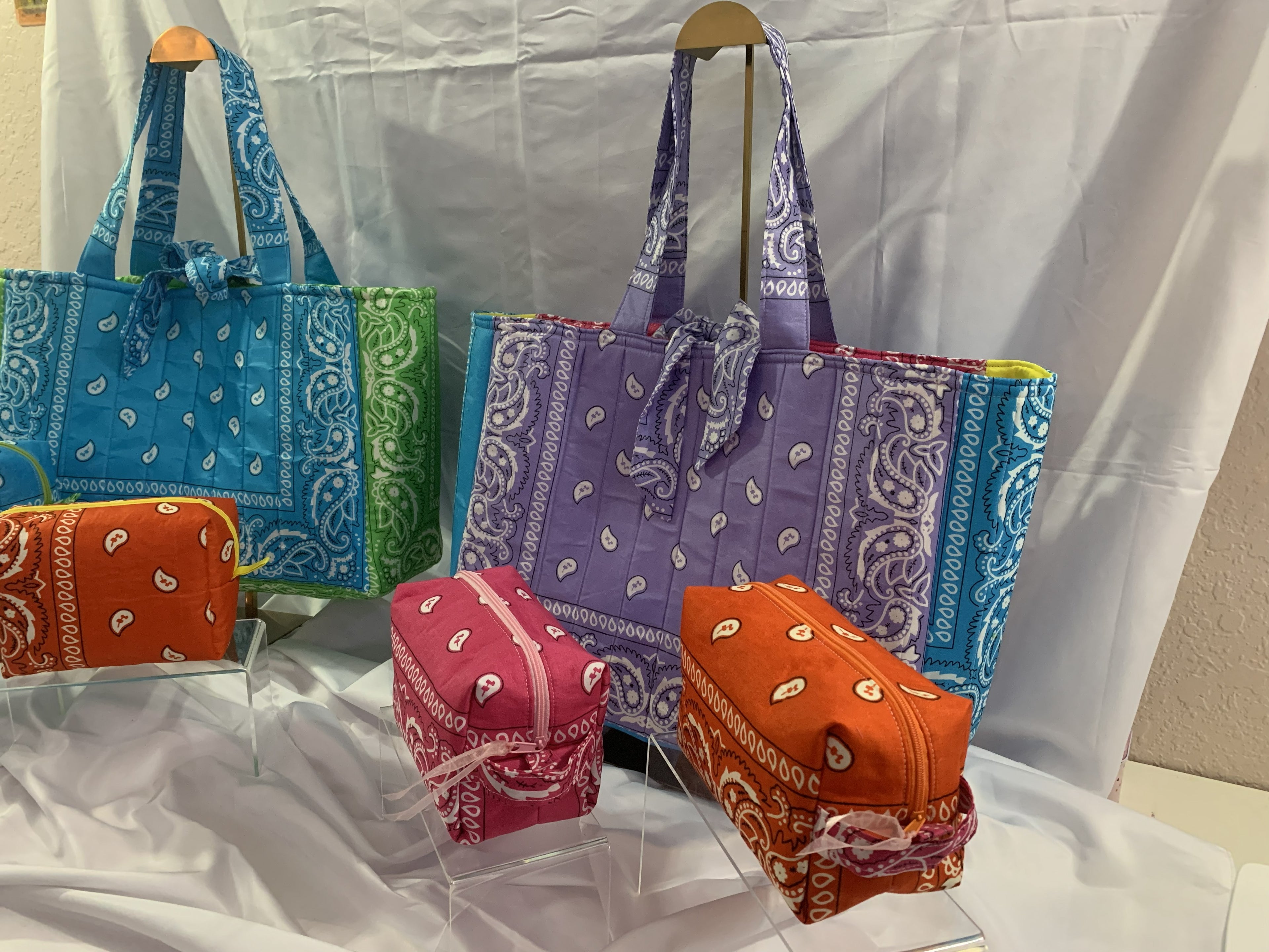 Boxy Carry-All Bag - Pink bandanna with pink liner